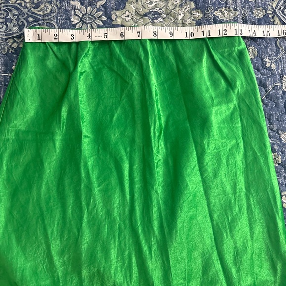 Babaton
Slip Satin Midi Skirt - Picture 6 of 16